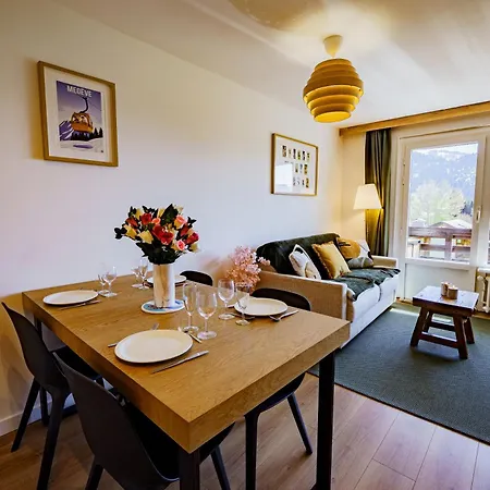Skyline Alpine Proche Centre Et Des Pistes